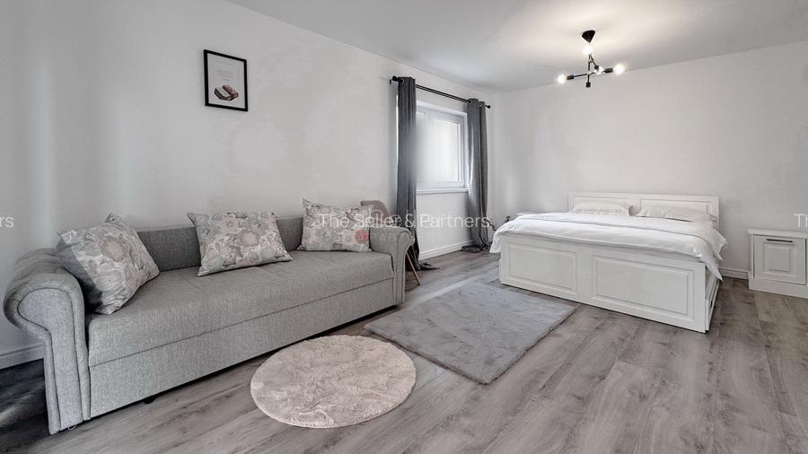 Loc de parcare in garaj subteran - 10