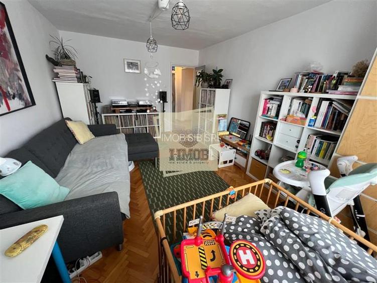 Vand apartament 2 camere decomandat cu balcon zona Dioda - 8