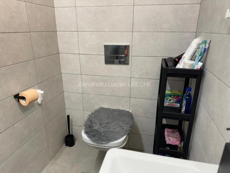 Vanzare garsoniera in bloc nou  - 13