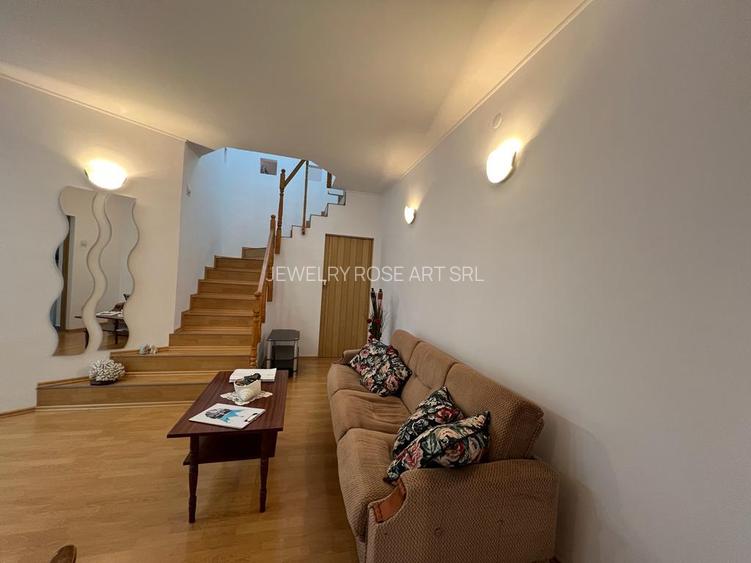 Vila individuala, P+M,  noua camere, 209 MP, Curte 170 MP, zona Garii-Constanta - 8