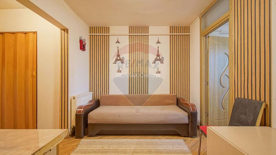 Apartament 2 camere, 40 mp, zonă centrală ISR Râșnov - 3