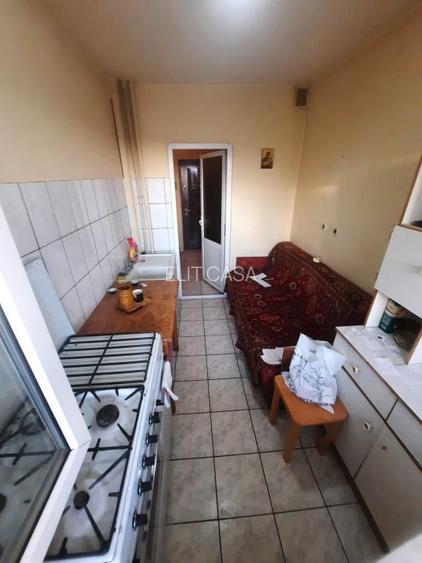 Apartament cu 2 camere semidecomandat, mobilat în Tătărași - 6