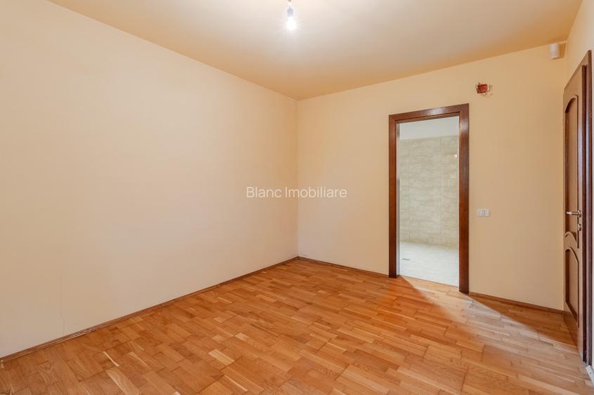 Casa Borș, 10 camere, 477 mp construiți - 14