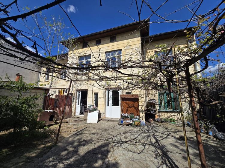 Teren 511 mp, pentru dezvoltare imobiliara, str Despot Voda nr 10 - 16