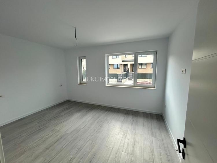 Comision 0% Casa Duplex 2026 106 mp utili 230 mp teren Valea Lupului vedere lac - 10