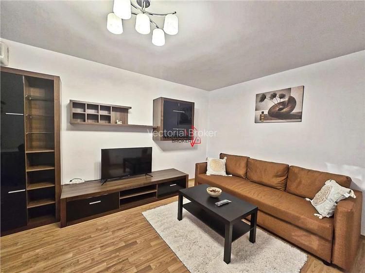 PRIMUL CHIRIAS- ParculTei Facultatea de Constructii - 7