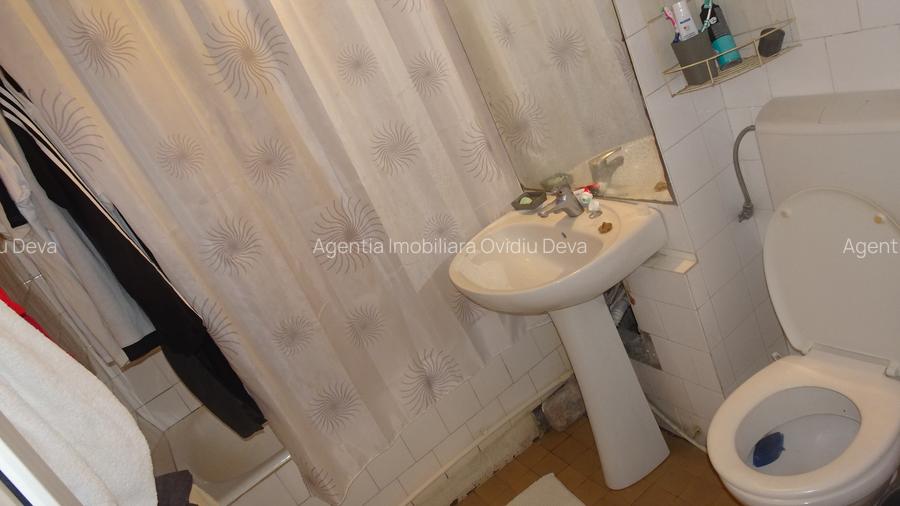 Vand apartament de 2 camere decomandat in Deva, zona I. Creanga + boxa intabulat - 9
