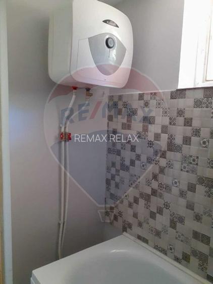 Casă individuală cu teren de 3.414 mp, Comuna Comarna - 12