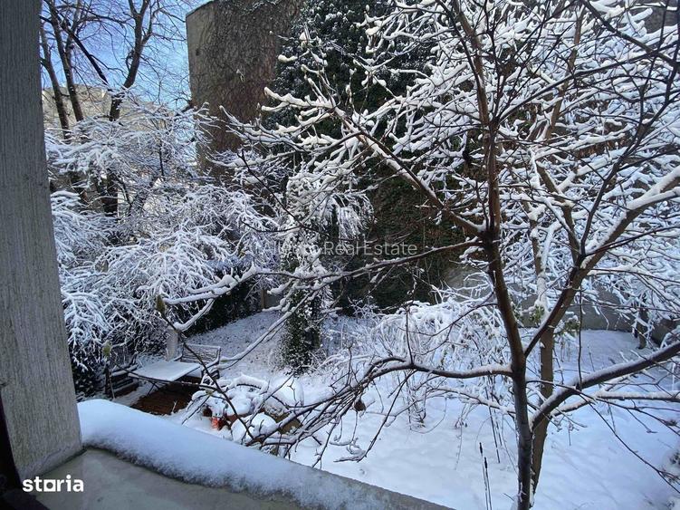 Apartament in vila | 6 Camere 226 utili | Gradina 154 mp | Garaj - 16