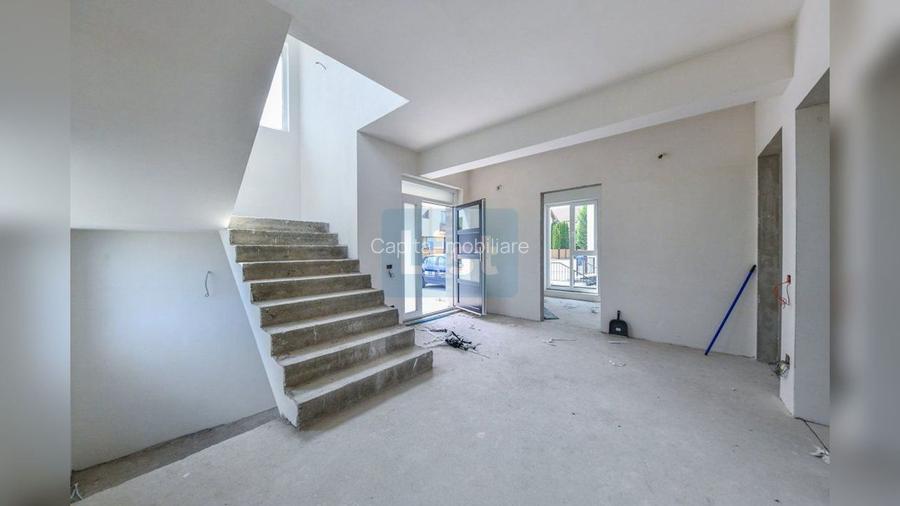 COMISION 0! Casa individuala 220 mp, Teren 400 mp, Zona Aroma - 18