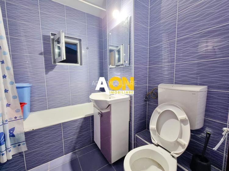 Apartament 3 camere, 2 bai, decomandat, etaj 3,  Cetate, zona Mercur - 9