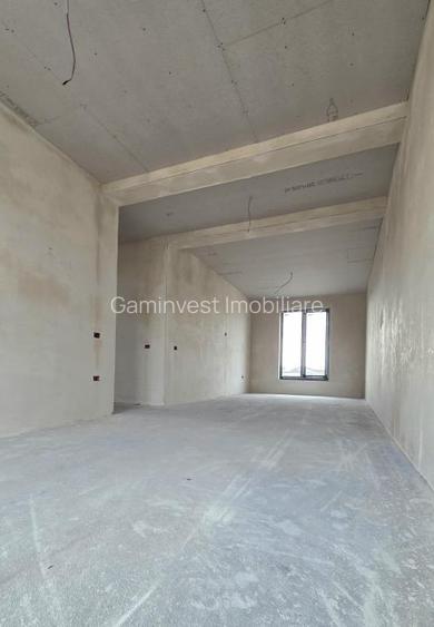 Imobil cu destinatie multipla - comercial si de locuit in Santandrei, Bihor - 13