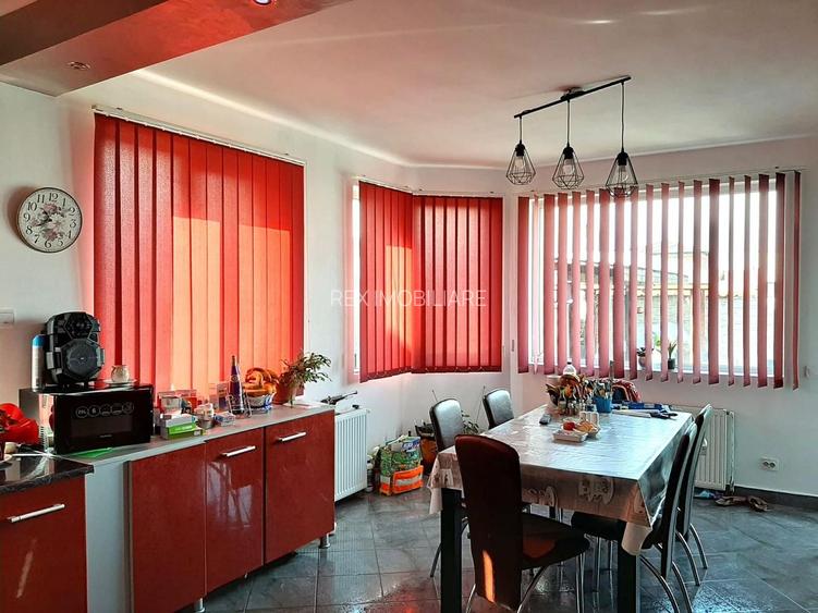 Casă individuală cu 5 camere și piscină |Săcălaz| - 4