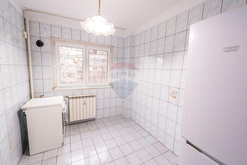 Apartament 3 camere 72 mp, 1985, 2 bai, Teiul Doamnei - 10