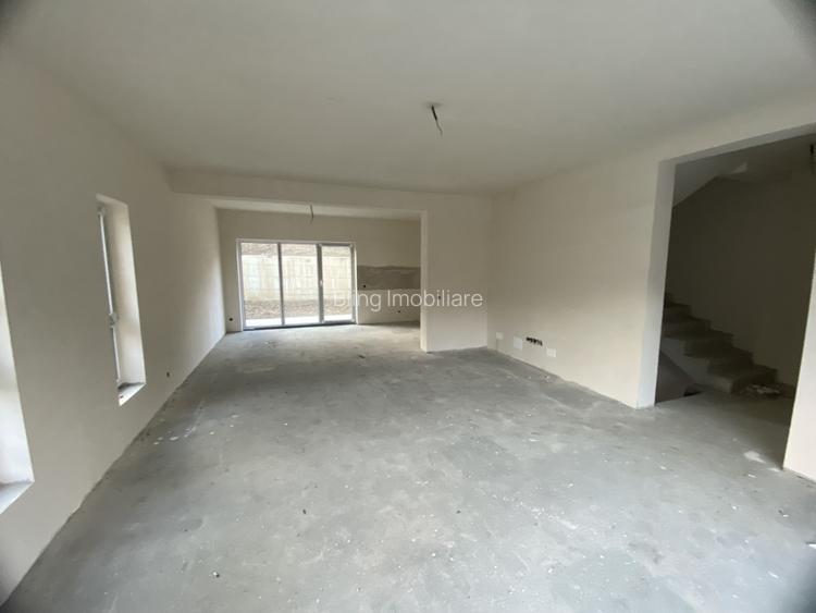 Duplex de vanzare, 195 mp utli, Garaj , zona Tauti  - 10