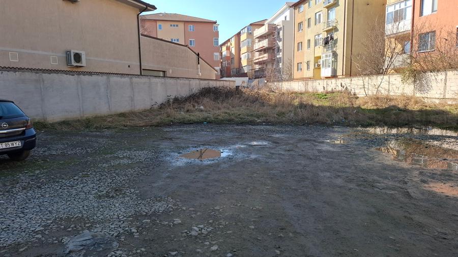 Zona Kamsas - teren intravilan 840 mp /deschidere 36