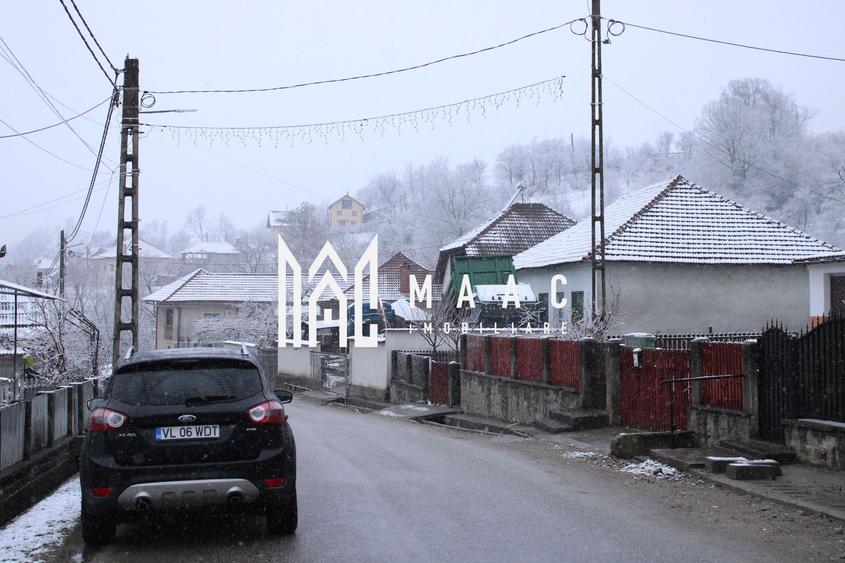 Teren de vanzare I izvor apă minerală  Dangești I 2 Hectare