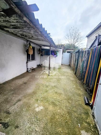 Casa 3 camere cu teren de 1137mp, in Lumina pe strada Morii