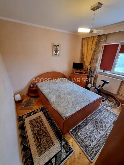 Tomis nord tav uri-  apartament 3 camere decomandat 80 mp - 10