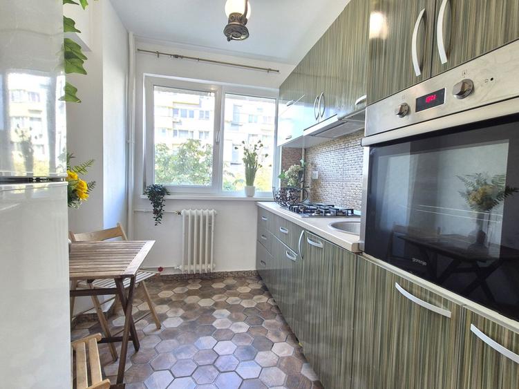 COMISION 0% - Apartament 2 camere 54mp luminos la 3 minute metrou Parc Bazilescu