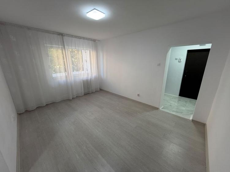 Apartament 2 camere, etaj 2 - Cugir