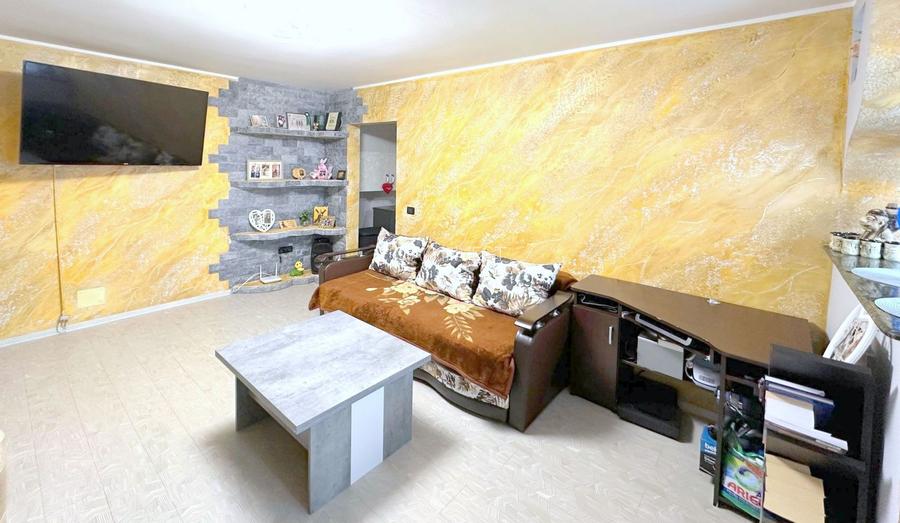 Vanzare - 2 camere, zona Neacsu, Micro 19 - 2