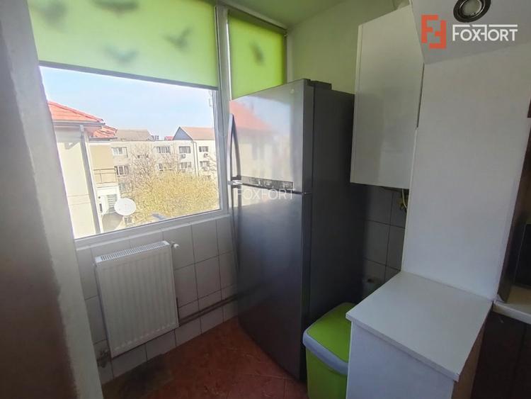 Apartament cu 3 camere de vanzare in zona Soarelui - 11