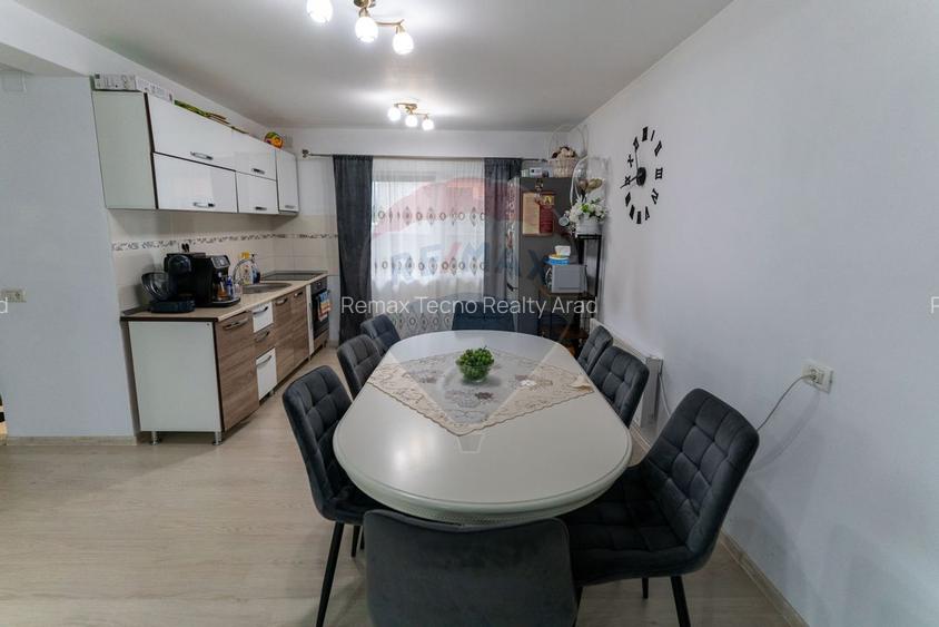 Casă / Vilă deosebita de vânzare, Hateg jud. Hunedoara - 6