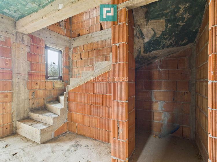 Duplex solid 120 mp, intimitate și calm in Chisoda - 8