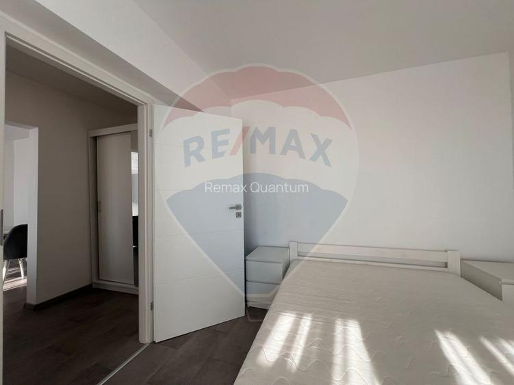 De închiriat apartament cu 2 camere în zona Nufarul - 18