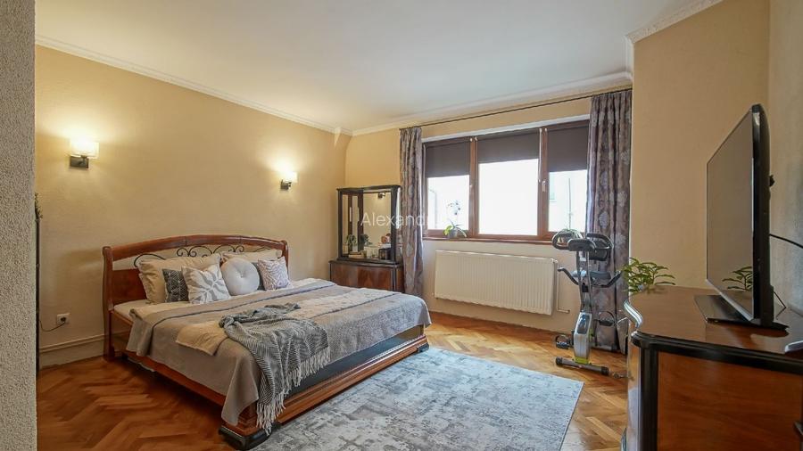 Apartament în casă, cu grădină și vedere panoramică spre Tâmpa - 14