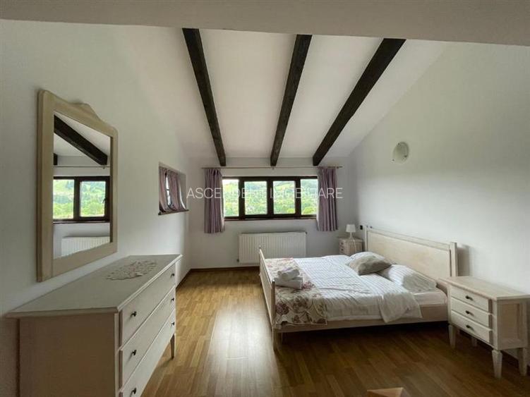 Pensiune:3 km de Castelul Bran, 2.900mp teren, aviz ISU, predare la cheie - 14