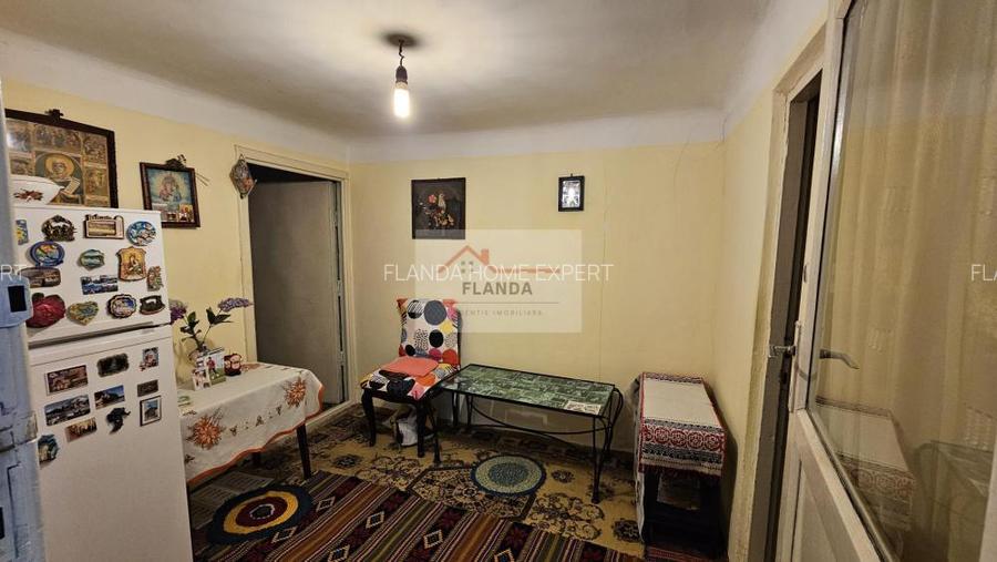 Casa Rahova zona Pucheni, str Garoafei - 17