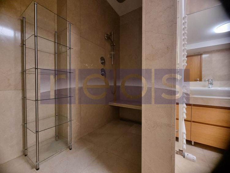 Vanzare penthouse cu view spectaculos in Complex Upground - 34