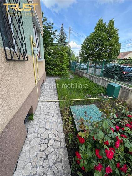 Casa cu 5 camere l 406 MP Teren l Garaj l Andrei Muresanu - 28