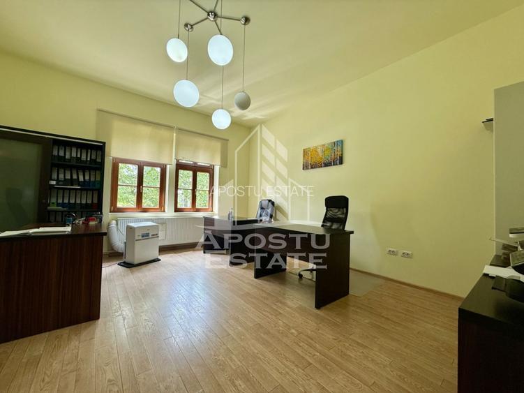 Apartament 3 camere de vanzare, renovat, zona Take Ionescu Timisoara - 2