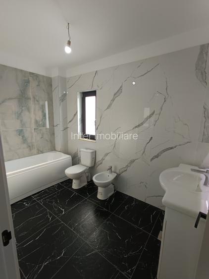 4 camere, 100 mp, de vanzare casa in zona Valea Lupului, ANTIBIOTICE, Cod 161068 - 5