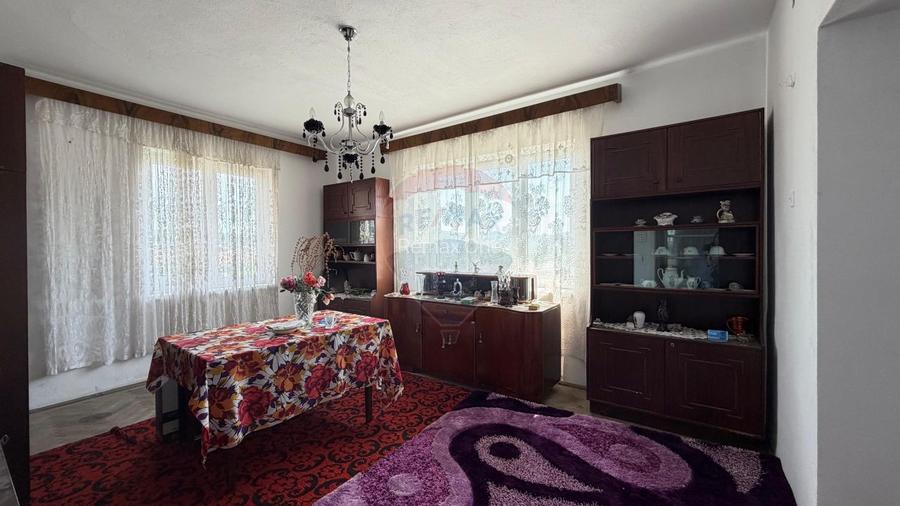 Casă / Vilă cu 5 camere de vânzare în zona Exterior Sud - 2