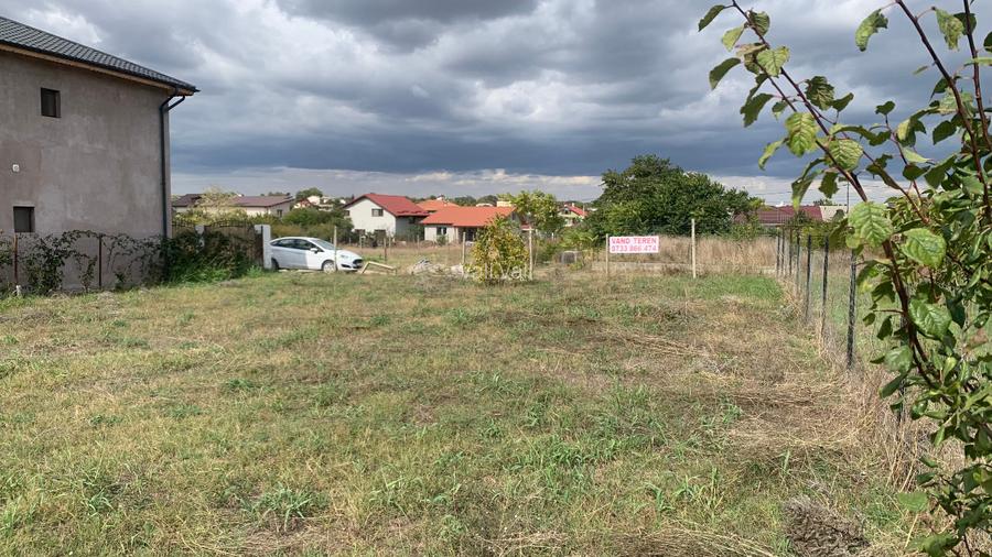 Teren intravilan de vanzare 400 MP - 8