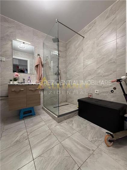 Apartament 3 camere Confort City aproape transport si magazine - 15