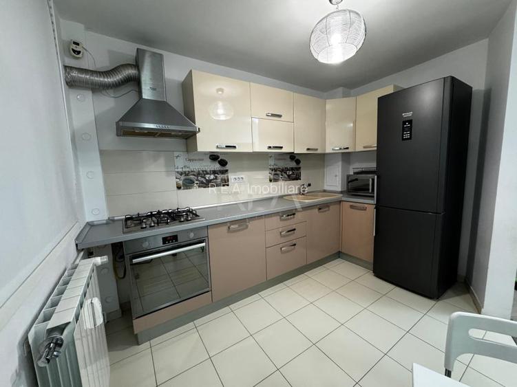 4 camere Colentina, inst. schimb., et. 5, an 1977, 81 mp - 6