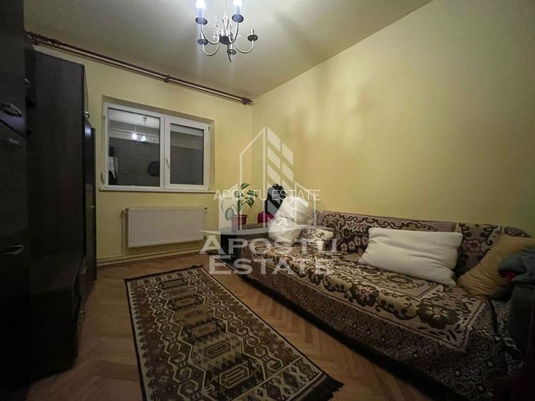 Apartament cu 3 camere, decomandat, 2 bai, zona Soarelui - 5