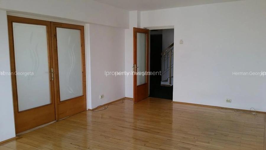 Bd Unirii, Alba Iulia | Duplex 4 Camere pentru birouri | 2 Terase - 2