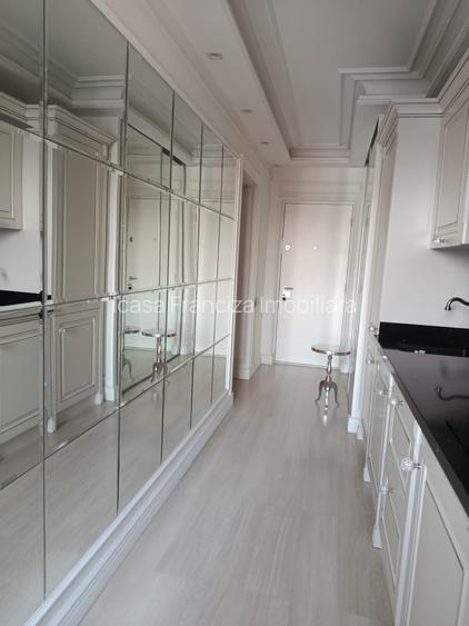 Oferim spre vânzare un apartament de lux aflat chiar în inima capitalei - 9