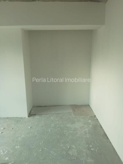 Bulevardul Mamaia - spatiu comercial 230mp - 3