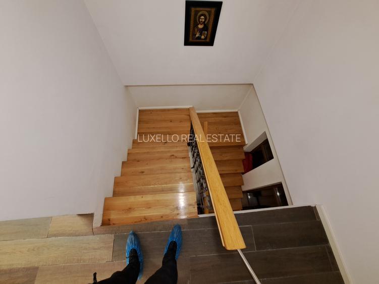 APARTAMENT 5 CAMERE CU SCARA INTERIOARA IN VILA - ANVELOPATA TERMIC ANUL CURENT - 41