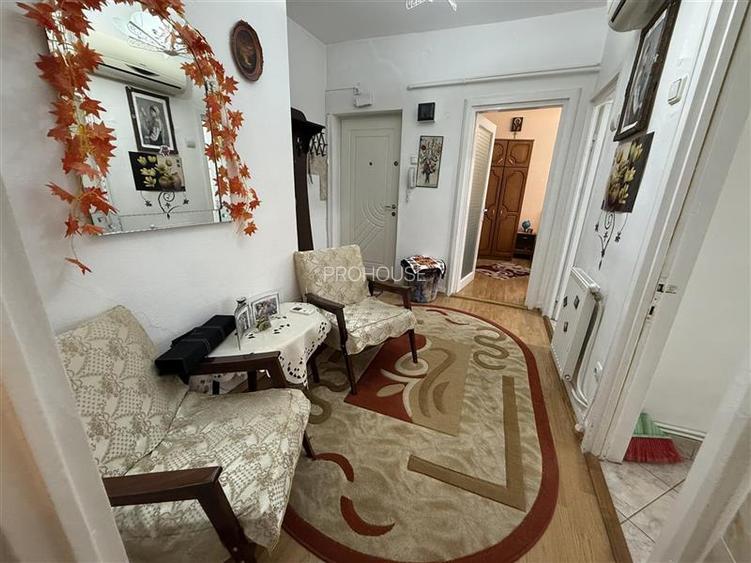 Aleea Parcului - etajul 1 - decomandat - 6