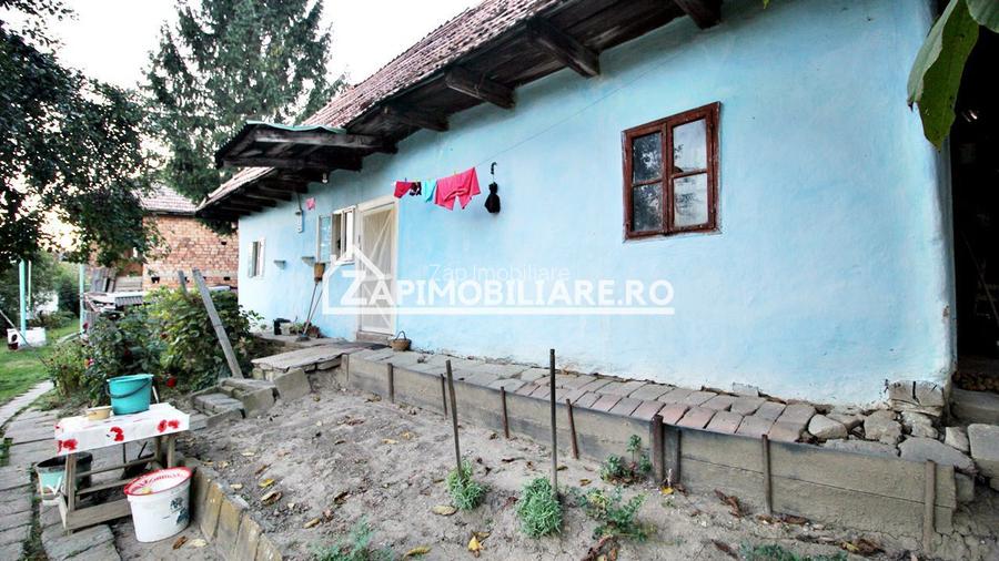 De vanzare 2 case cu 4.900 mp teren, Livezeni 0% comision - 8
