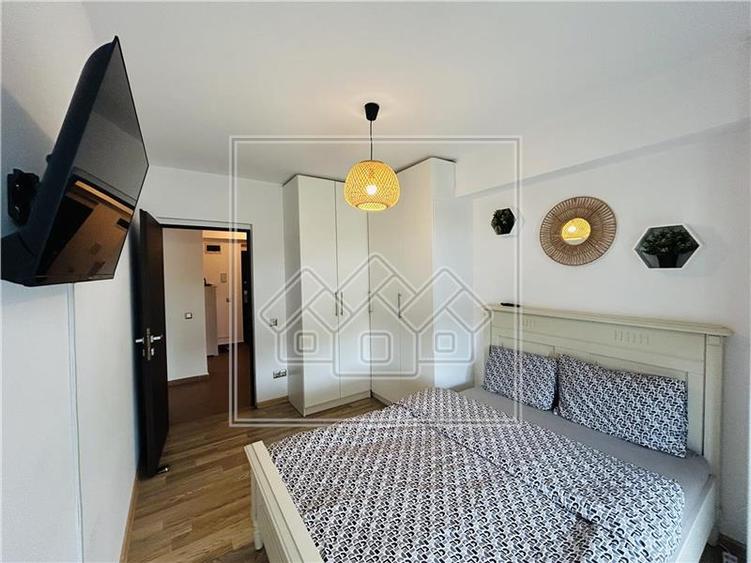 Ap cu 3 camere, balcon, mobilat si utilat, Zona D. Stanca