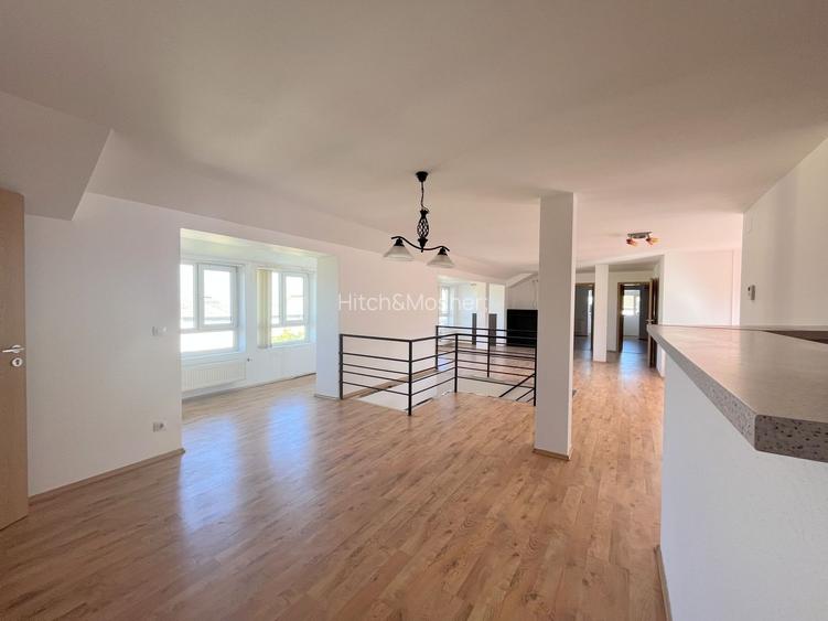 Apartament 4 camere, deosebit – mansardă spațioasa - 10